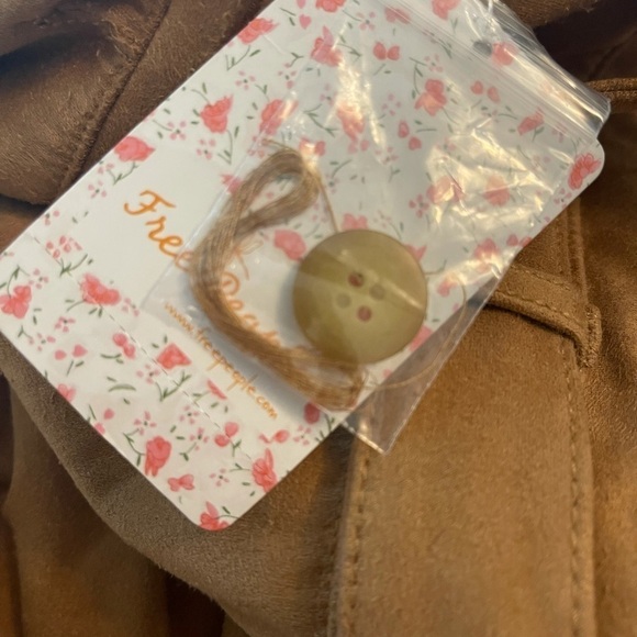 NWT FREE PEOPLE x REVOLVE Nightfall Suede Paperbag Pant Camel, Size 14 - Picture 7 of 7